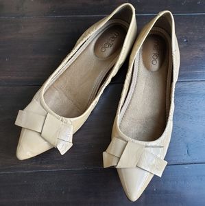 Me too ballet flats shoes, like new